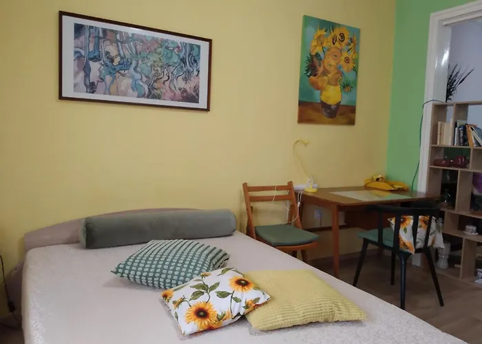 Maria Louisa Apartment